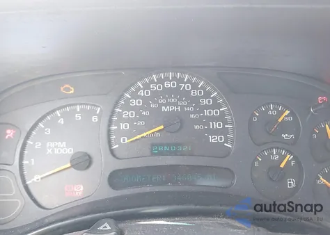 2004 Chevrolet Silverado 1500 Work Truck z USA, uszkodzony, nr VIN 1GCEC14T14Z207229